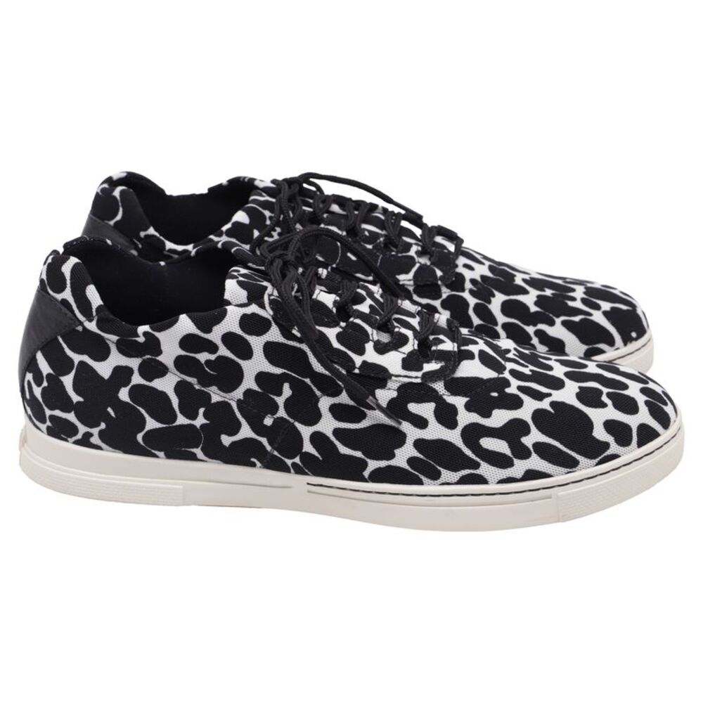 Stuart Weitzman Low Top Sneakers in Animal Print Canvas